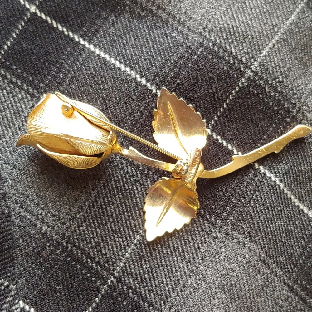 Vtg Giovanni Rose Brooch, Gold Tone